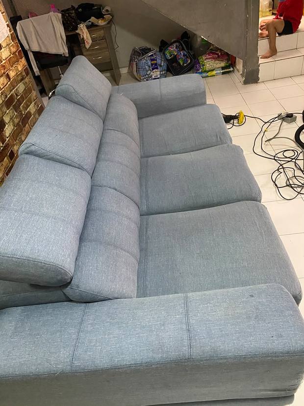 Sofa selepas dicuci